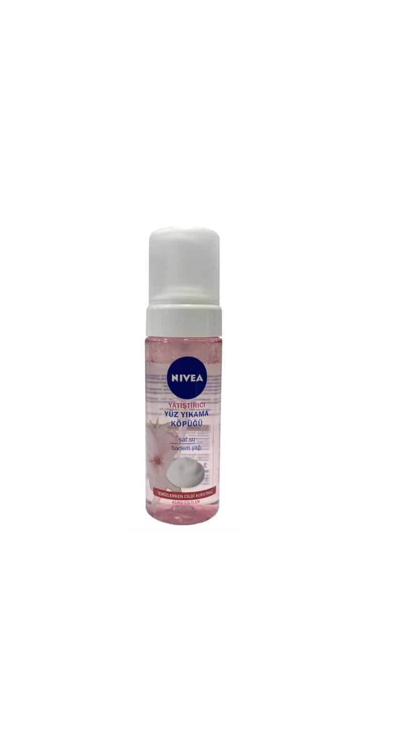 فوم شستشوی صورت نیوآ NIVEA مناسب پوست خشک حاوی روغن بادام و آب خالص