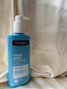 لوسیون بدن نوتروژینا Neutrogena مدل Hydro Boost حجم 400 میل