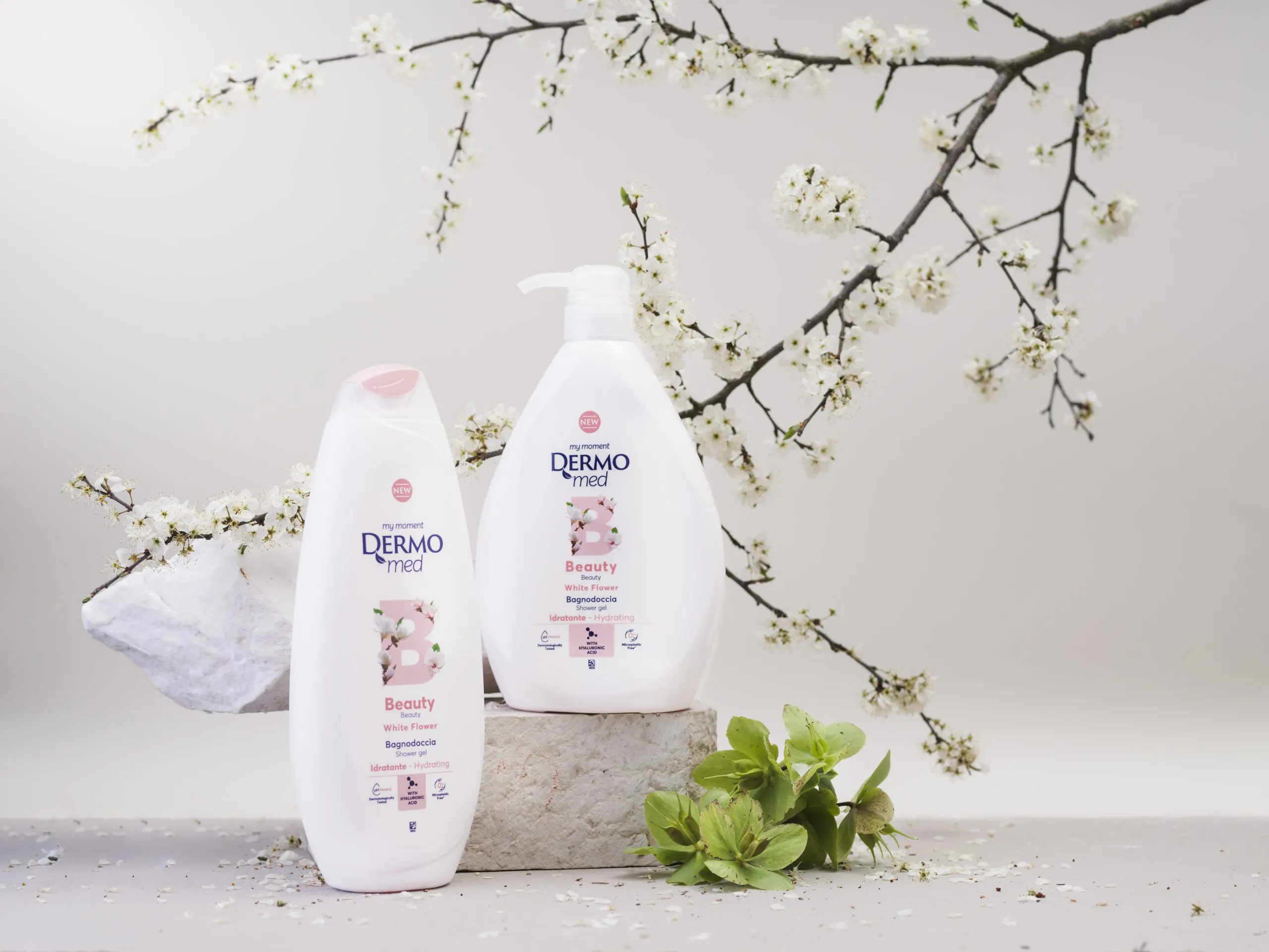 شامپو بدن درمومد Dermomed رایحه گل های سفید حجم 750 میل